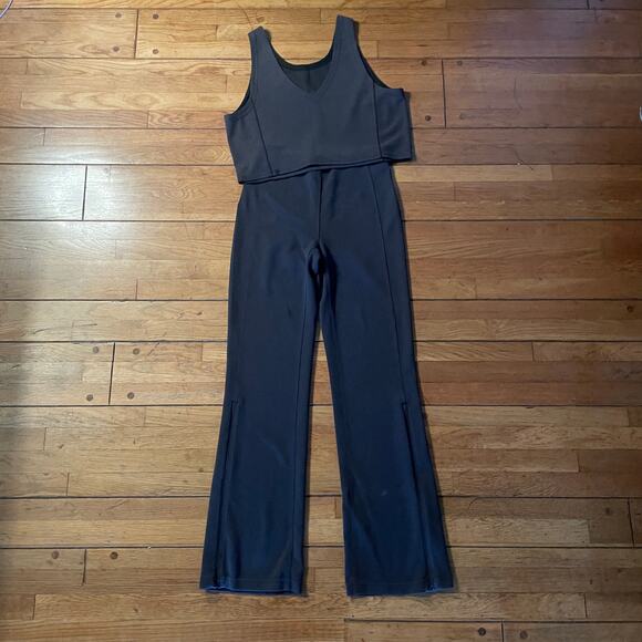 Lululemon Brushed Softstreme Ribbed Zip Flared Pant 32.5". $148 - Picture 1 of 16